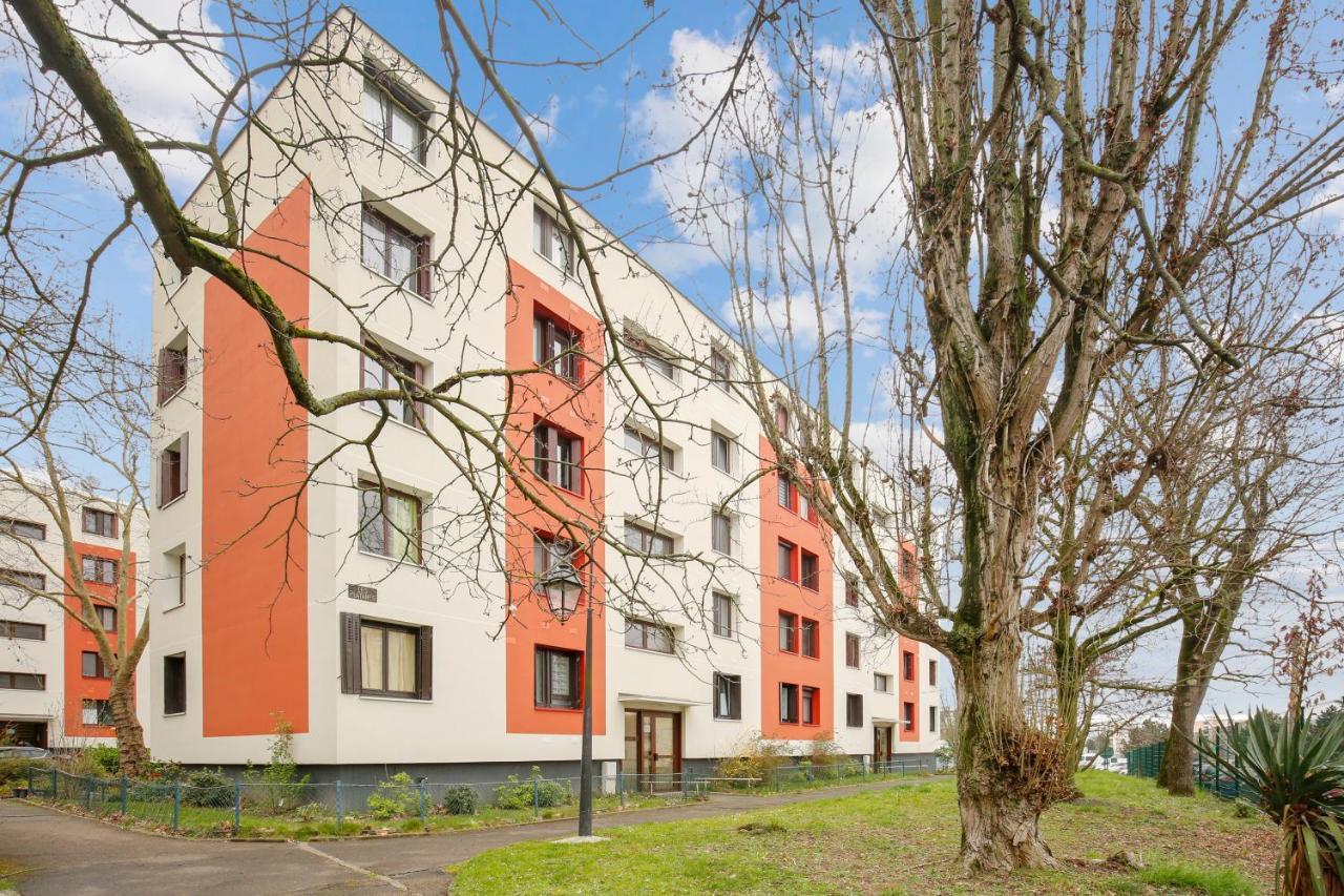 Budget Apart Near Paris Франконвил Екстериор снимка